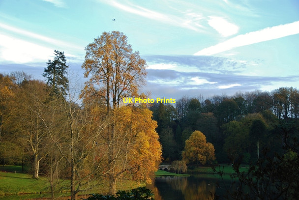 Photo 6"x4" Stourhead Gardens: Colours over the Lake Stourton\/ST7734 c2010