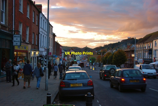 Photo 6"x4" Bridport:  Dusk in West Street Bridport c2010