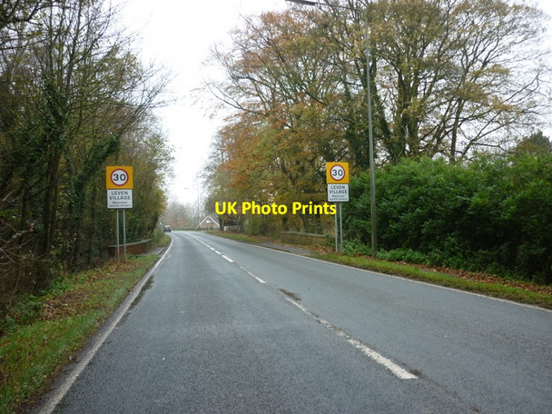 Photo 6"x4" Entering Leven by Beverley Road Little Catwick c2010