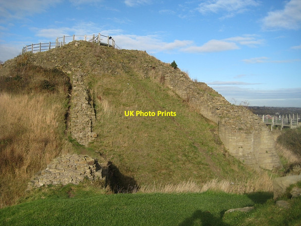 Photo 6"x4" Sandal Castle (8) Wakefield\/SE3320 c2010