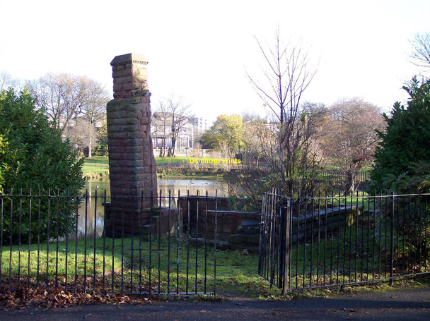 Photo 6"x4" Ruins in Prince's Park Princes Park\/SJ3688 c2010