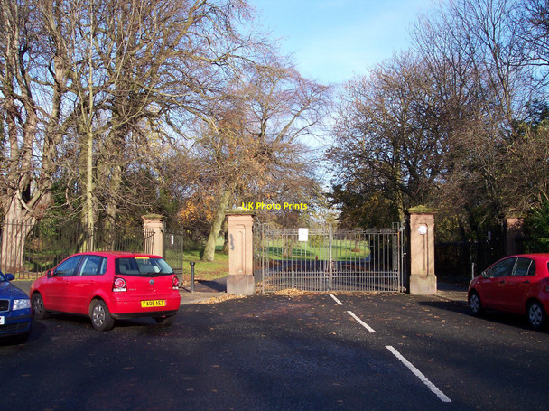 Photo 6"x4" Entrance to Prince's Park from Belvidere road Dingle\/SJ3687 c2010