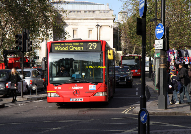 Photo 6"x4" 29 in Trafalgar Square London c2010