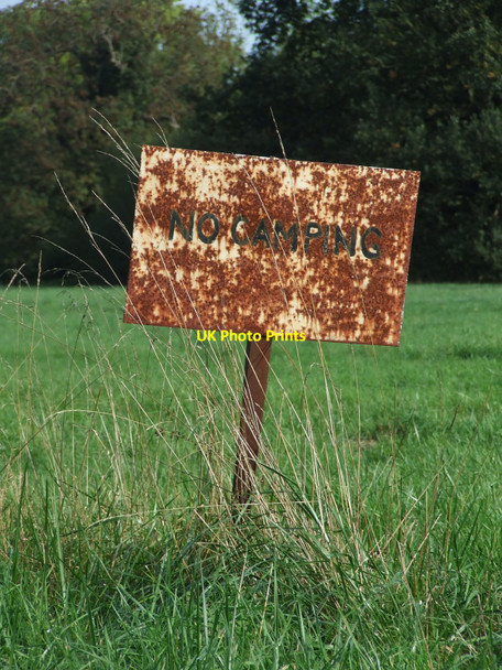 Photo 6"x4" Rusty Sign Fritton\/TM2292 c2010
