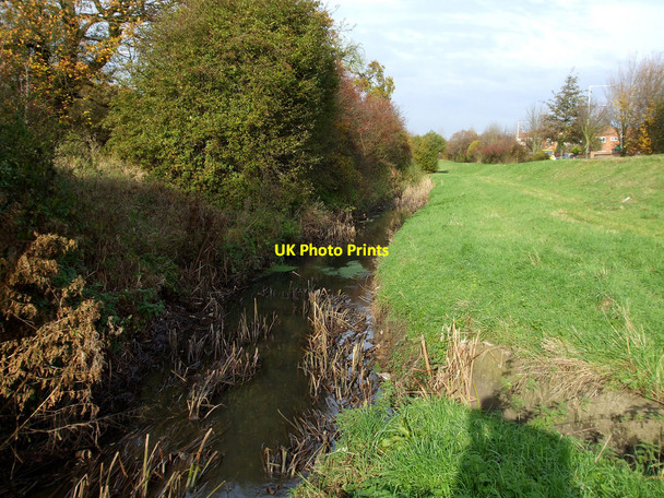 Photo 6"x4" Wickford Stream Wickford c2010