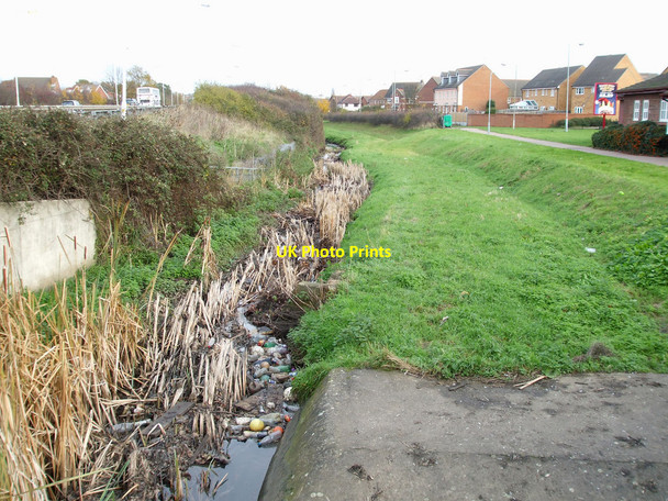 Photo 6"x4" Wickford Stream Wickford c2010