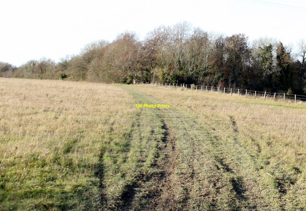 Photo 6"x4" 2010 : At the top of Great Cheverell Hill Erlestoke c2010