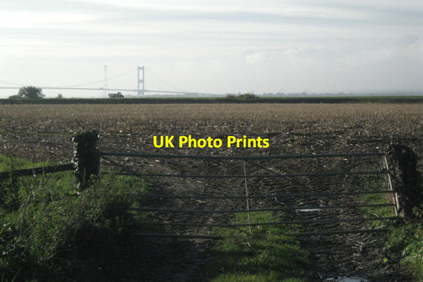 Photo 6"x4" Cropped field behind the Severn floodbank Littleton-upon-severn c2010