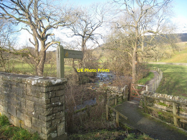Photo 6"x4" Signpost to Cotter Force Appersett c2010
