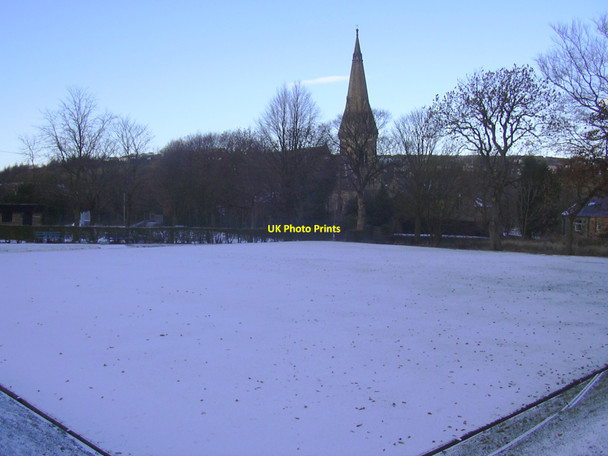 Photo 6"x4" Stubbylee Park Bowling Green, Bacup and St Saviour's Church Bacup c2010