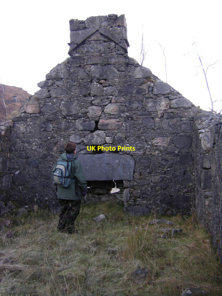 Photo 6"x4" Tigh Ghlinnegabhar, inside Tigh Ghlinnegabhar c2010