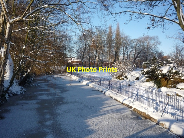 Photo 6"x4" Osbaldwick Beck in Hull Road Park York\/SE5951 c2010