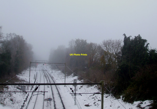 Photo 6"x4" Snowy Railway Hockley\/TQ8492 c2010