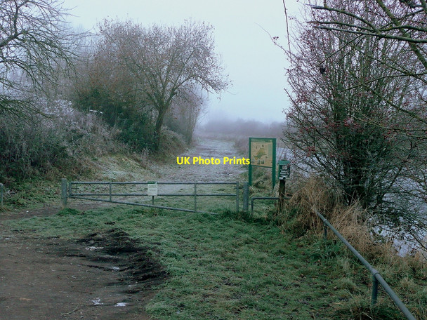 Photo 6"x4" Canalside path and bridleway Deerhurst Walton c2010