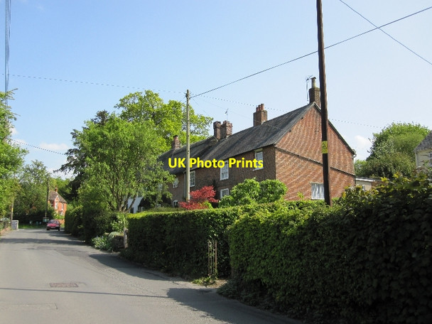 Photo 6"x4" Ibbespen House Child Okeford c2010
