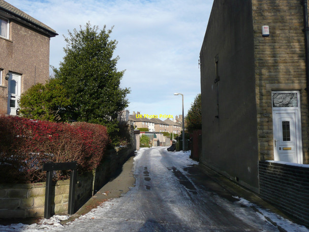 Photo 6"x4" Back Thornhill Road, Rastrick Brighouse\/SE1423 c2010