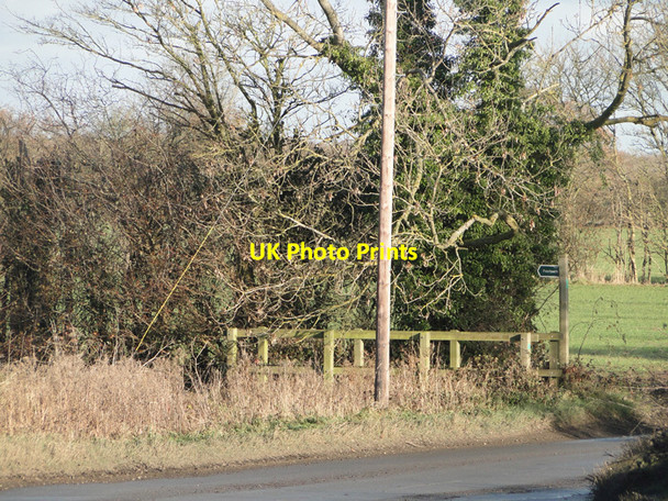 Photo 6"x4" Footpath and bridge over a ditch Heveningham c2010