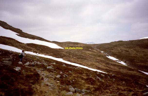 Photo 6"x4" On the track heading for Binnein Beag Binnein Beag c1990