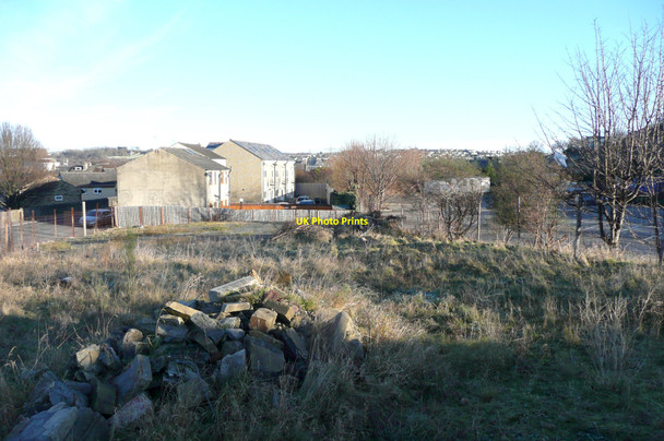 Photo 6"x4" Vacant plot, Rastrick Common Brighouse\/SE1423 c2010