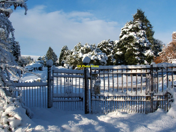 Photo 6"x4" Gate leading into Vale of Leven Cemetery Alexandria c2010