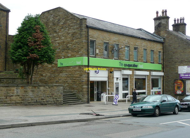 Photo 6"x4" The Thornton Co-operative Food shop, Thornton Road Queensbury\/SE0930 c2010