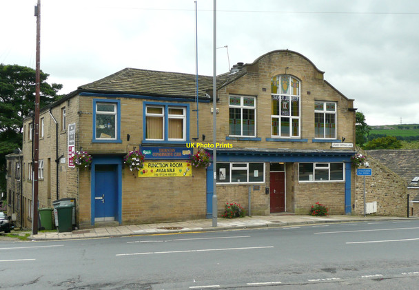 Photo 6"x4" Thornton Conservative Club, Thornton Road Queensbury\/SE0930 c2010
