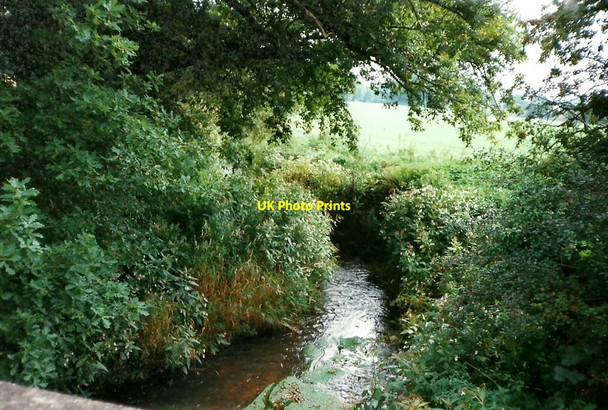 Photo 6"x4" River Medway near Hartfield Gallypot Street c1999
