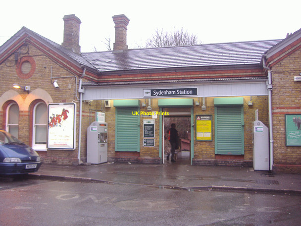 Photo 6"x4" Sydenham station entrance Penge c2009