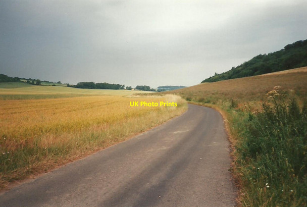 Photo 6"x4" Country Lane running through Knatts Valley East Hill\/TQ5562 c1995