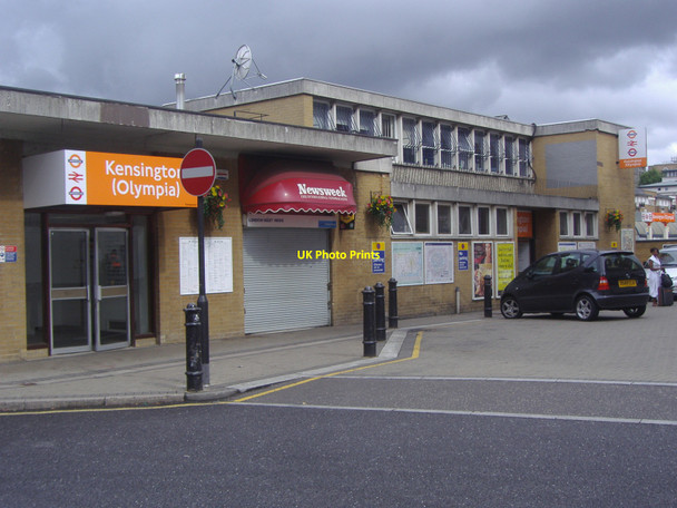 Photo 6"x4" Kensington Olympia station Kensington\/TQ2579 c2008