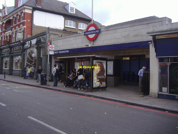 Photo 6"x4" West Kensington tube station Kensington\/TQ2579 c2008