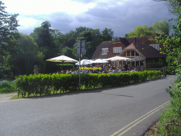 Photo 6"x4" The Anchor pub, Pyrford Ridgway\/TQ0459 c2009