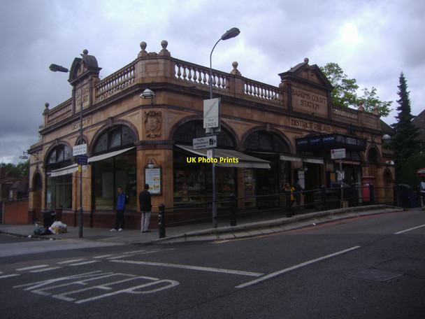 Photo 6"x4" Barons Court station Kensington\/TQ2579 c2008