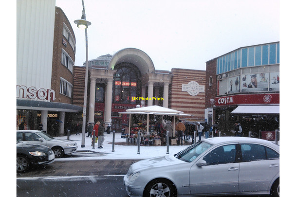 Photo 6"x4" A snowy view of the Exchange Mall Ilford\/TQ4486 c2010