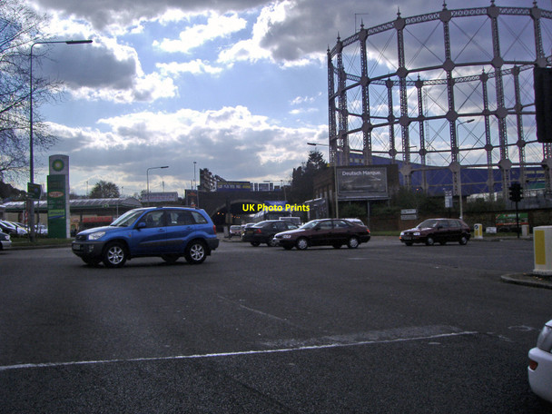 Photo 6"x4" North Circular Road at junction of A109 Bounds Green Friern Barnet c2008