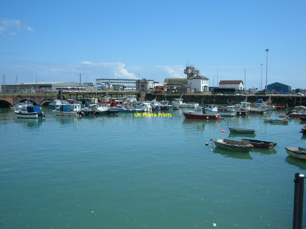 Photo 6"x4" Folkestone, Inner Harbour and Port Control Tower Folkestone c2007