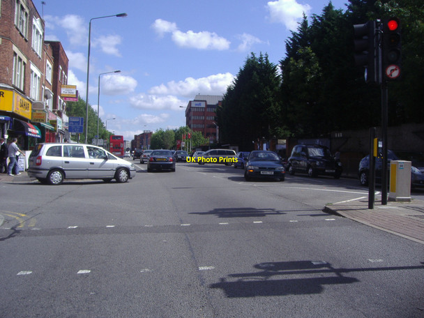Photo 6"x4" Edgware Road Colindale Colindale c2008