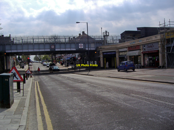Photo 6"x4" Station Road, North Harrow Harrow\/TQ1488 c2008