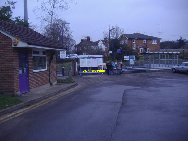 Photo 6"x4" Shalford station Guildford c2009