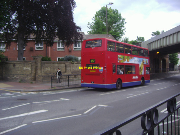 Photo 6"x4" 237 bus , London Road Isleworth Isleworth c2008