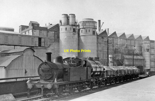 Photo 6"x4" Warrington Bank Quay Station: shunting the margarine factory Warrington\/SJ6088 c1954