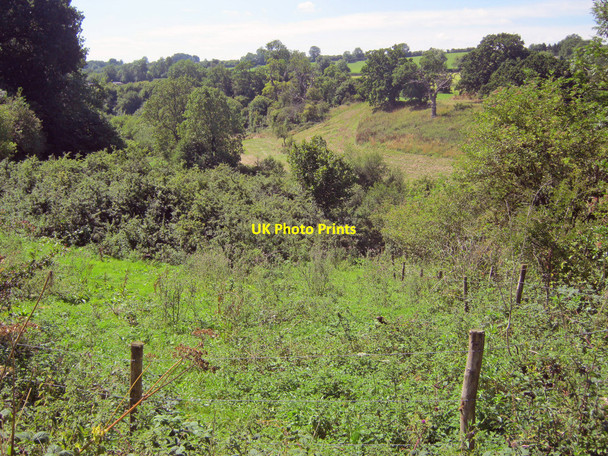 Photo 6"x4" Windrush Valley south of Ford Ford\/SP0829 c2010