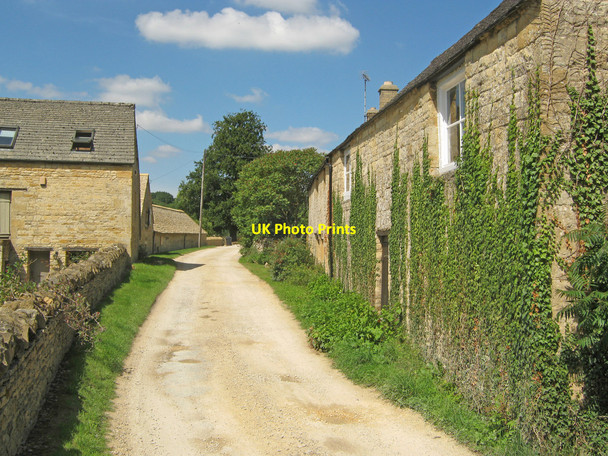 Photo 6"x4" Track at Manor Farm Temple Guiting c2010