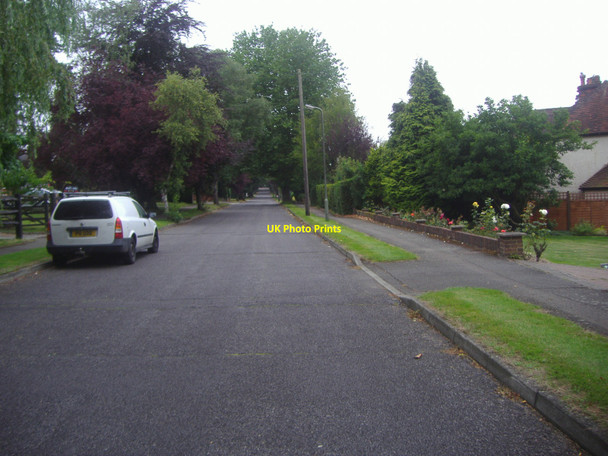 Photo 6"x4" Keswick Road, Fetcham Leatherhead c2009