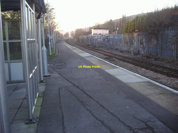 Photo 6"x4" Dorking West station platform Dorking c2008
