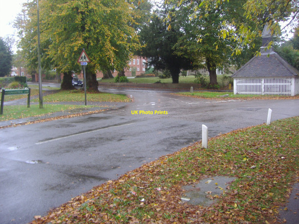Photo 6"x4" Woodmansterne Lane Banstead Banstead c2009