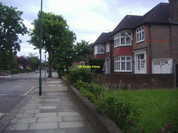 Photo 6"x4" Oman Avenue, Dudden Hill Willesden c2009