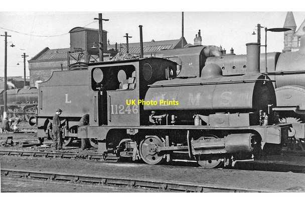 Photo 6"x4" Bank Hall Locomotive Shed: an L&Y 'Pug' 0-4-0T Bootle\/SJ3394 c1948