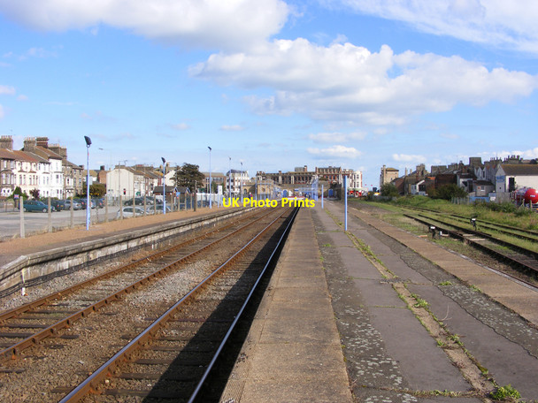 Photo 6"x4" Lowestoft Station looking eastward Lowestoft c2010