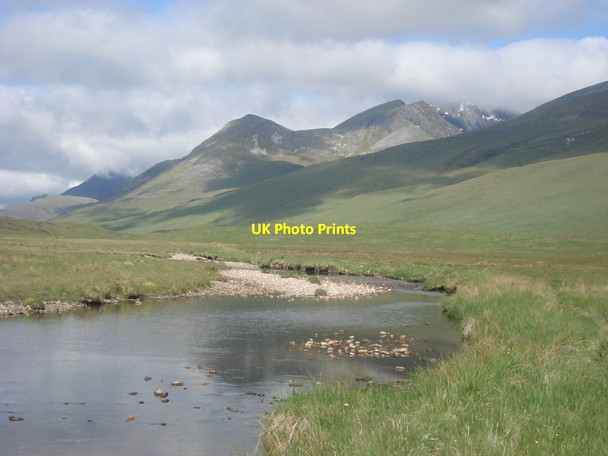 Photo 6"x4" The Grey Corries Sg\u00f9rr Choinnich Beag c2010